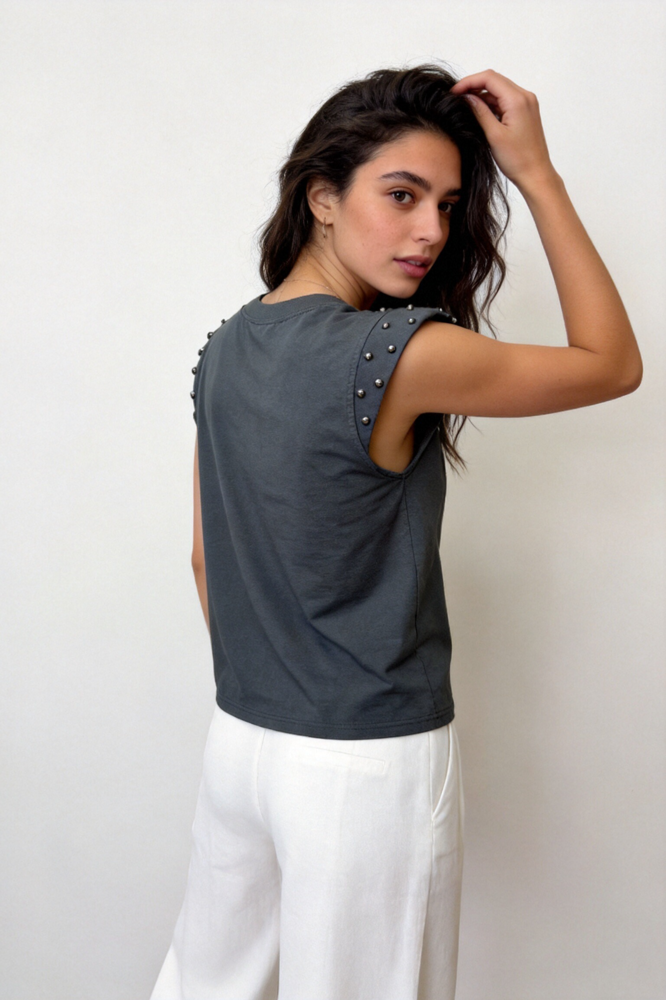 Camiseta de Algodón con Tachuelas en el Hombro