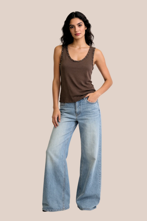 Top Algodón con Detalle de Tachuelas