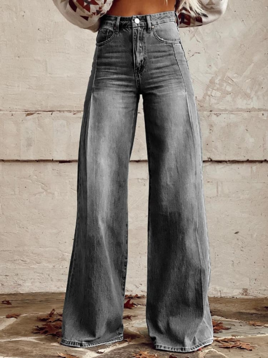 Pantalones holgados y elegantes