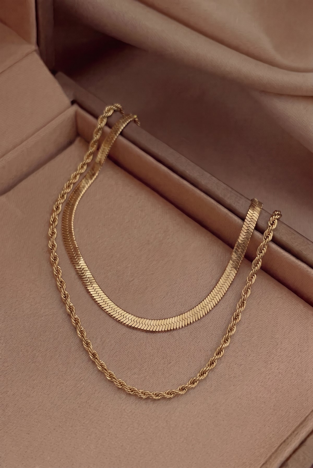 Malena | Dúo de collares bañados en oro de 18 quilates