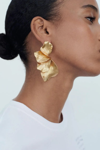 Pendientes Colgantes de Hoja en Metal Texturizado