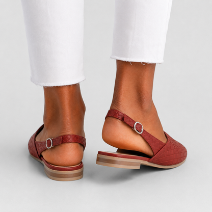Claudia | Mocasines con tira trasera trenzada